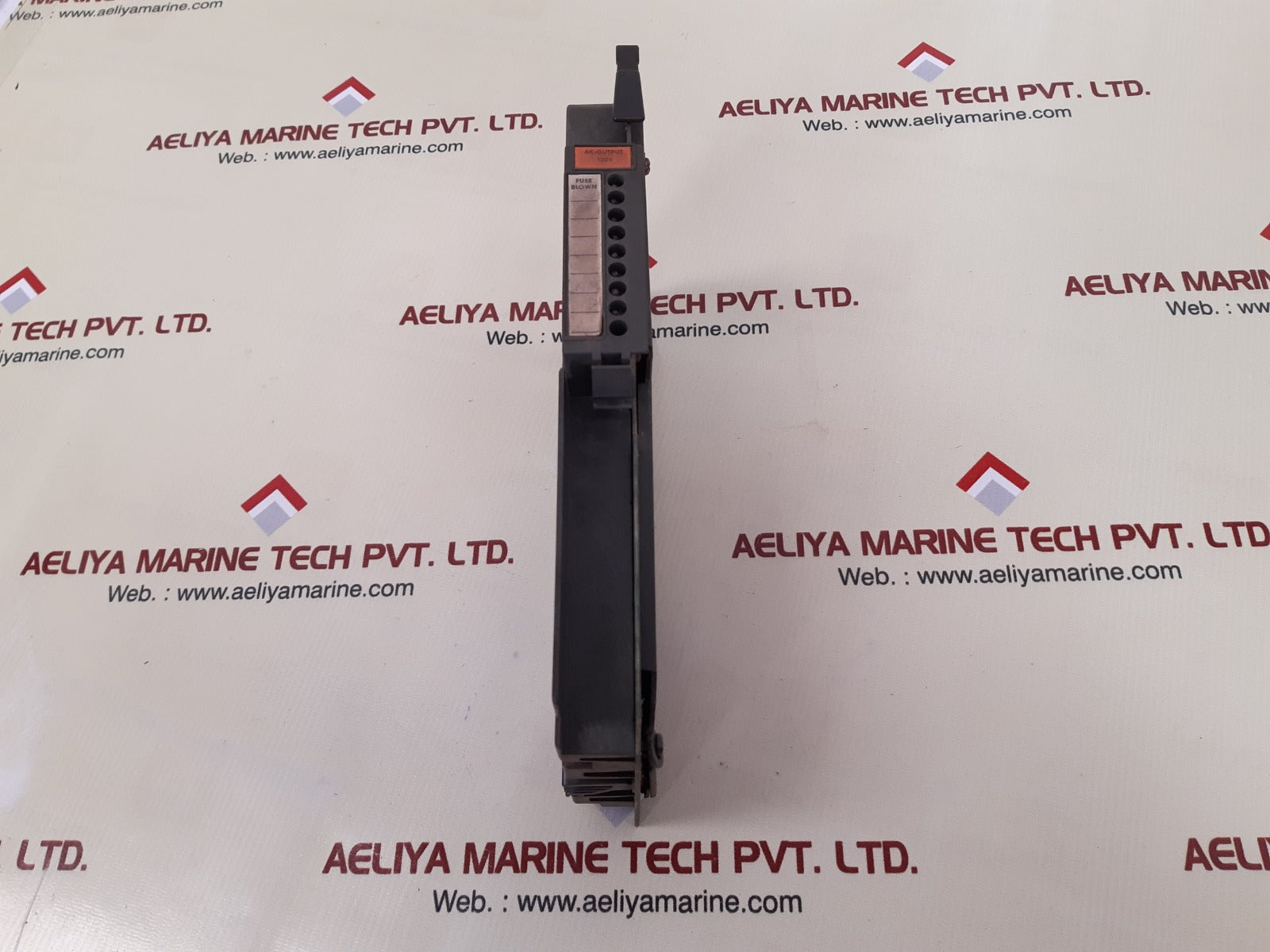 Allen-bradley 1771-oa Ac Output Module Rev-3 120V