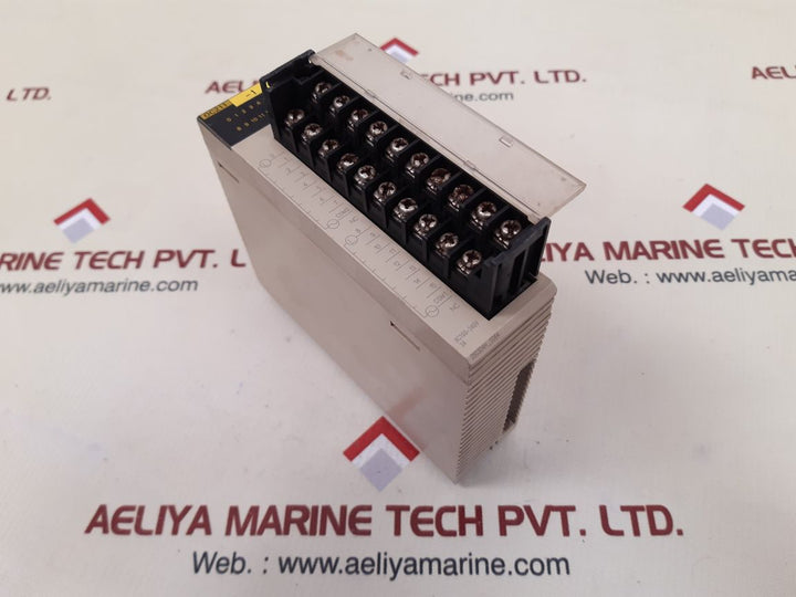 Omron CS1W-OC211 Output Unit 2A AC100-240V , 33.86MHZ