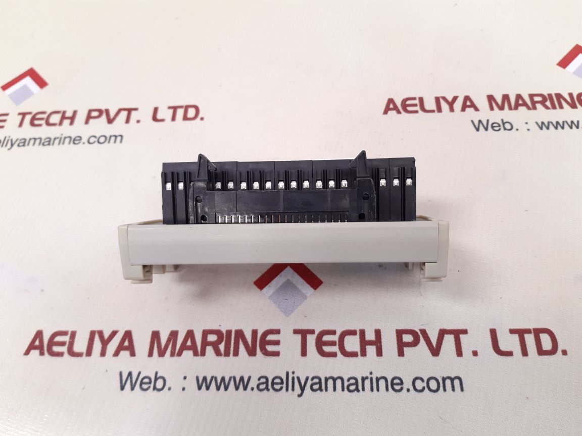 Siemens 6Es7 392-1An00-0Aa0 Terminal Block A7