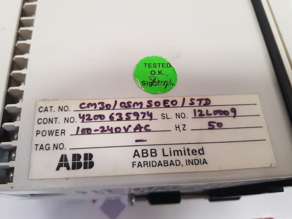 Abb Cm30/0sms0e0/std Controlmaster Controller 100-240v Ac 50/60hz 10w
