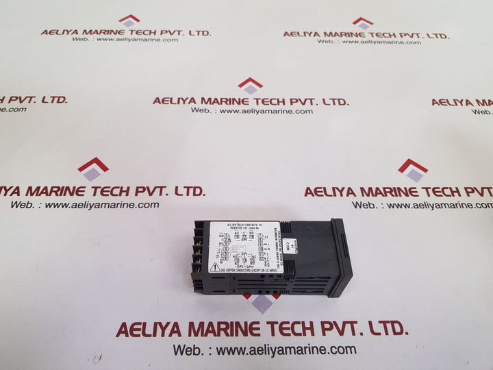 West N6100 Digital Temperature Controller Rev.1A 100-240Vac 7.5Va