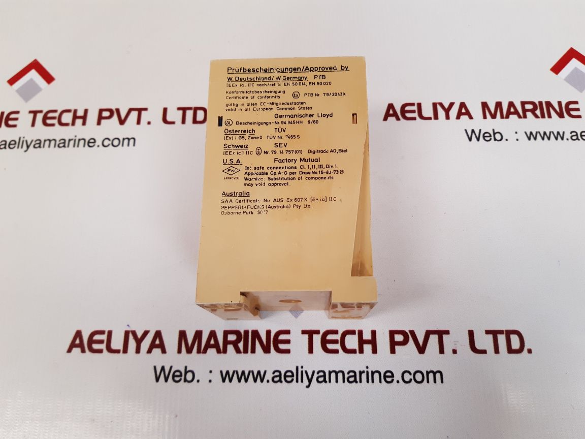 Pepperl+Fuchs We77/Ex2 Isolator Switch Amplifier Din 19234 250Vac
