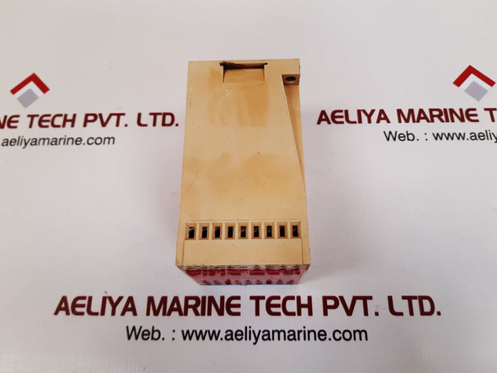 Pepperl+Fuchs We77/Ex2 Switch Isolator Safety Relay