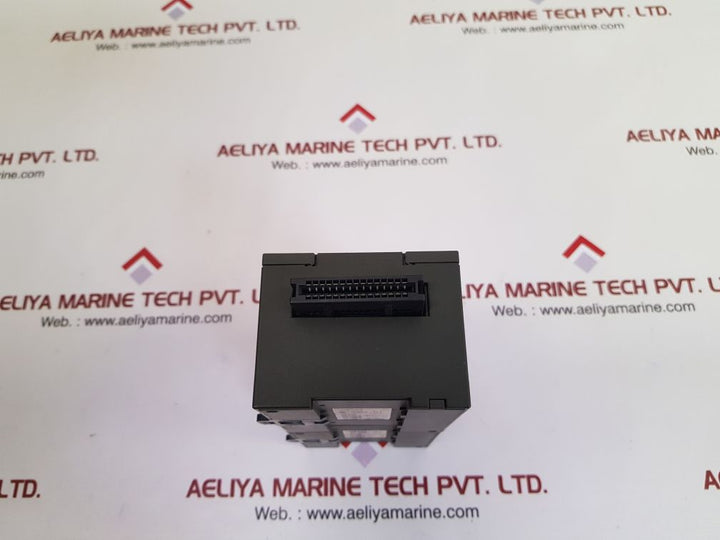 Siemens 6es7 235-0kd00-0xa0 with 6es7 223-1ph00-0xa0 analog module set