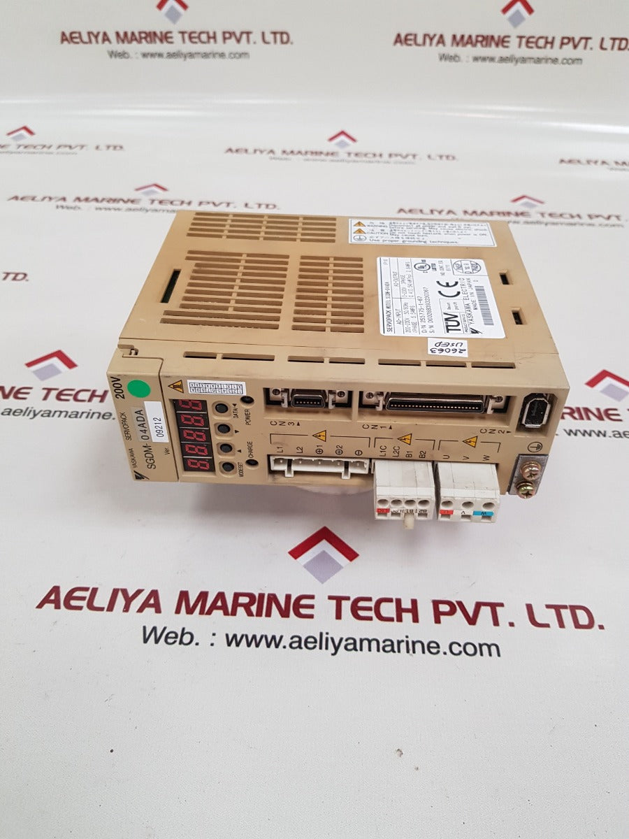 Yaskawa Servopack Sgdm-04Ada Servo Driver 200-230V 50/60Hz