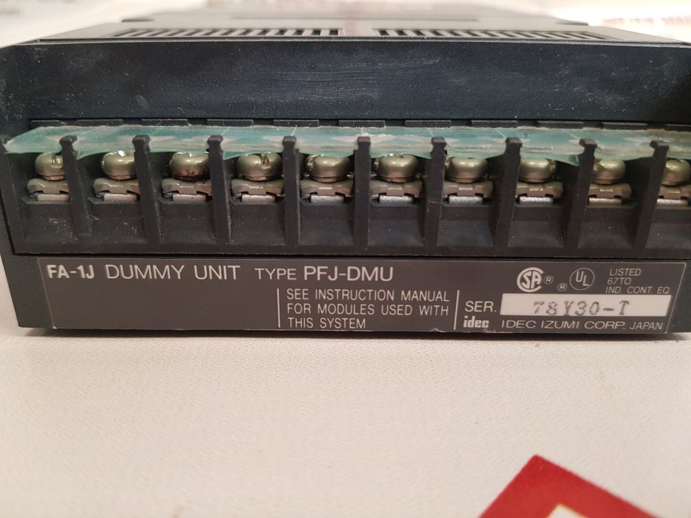 Idec Izumi Pfj-t081U Relay Output Unit With Pfj-dmu Dummy Unit