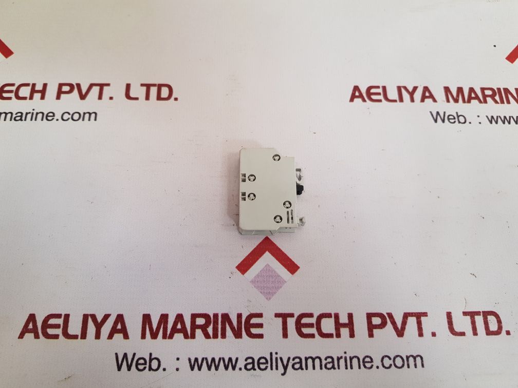 Lot Of 3X AEG HS 7K.01 auxiliary contact block E-NR.910-304-S51-00