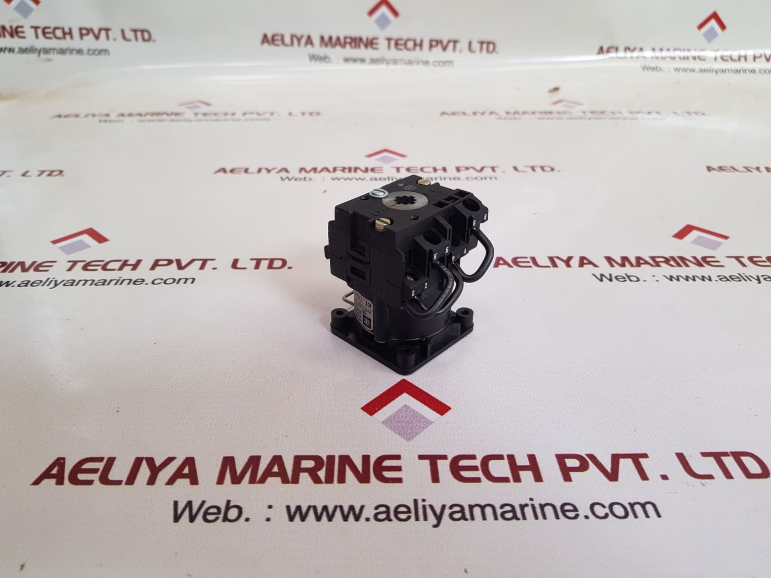 Telemecanique K1D004N Cam Switch - Aeliya Marine Tech