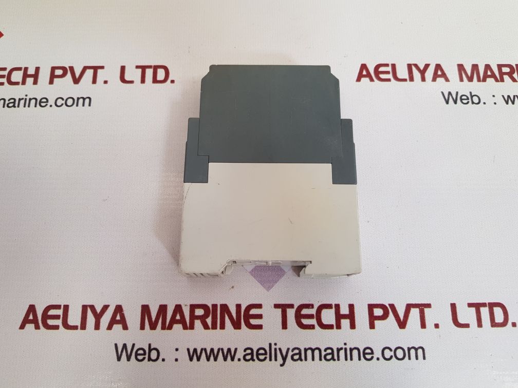 Abb Ct-wbs.22 Impulse And Flasher Time Relay 1Svr630040R3300 230V