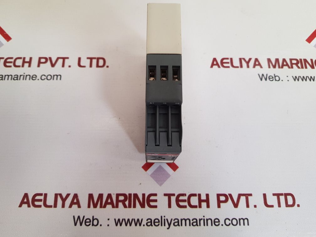 Abb Ct-wbs.22 Impulse And Flasher Time Relay 1Svr630040R3300 230V