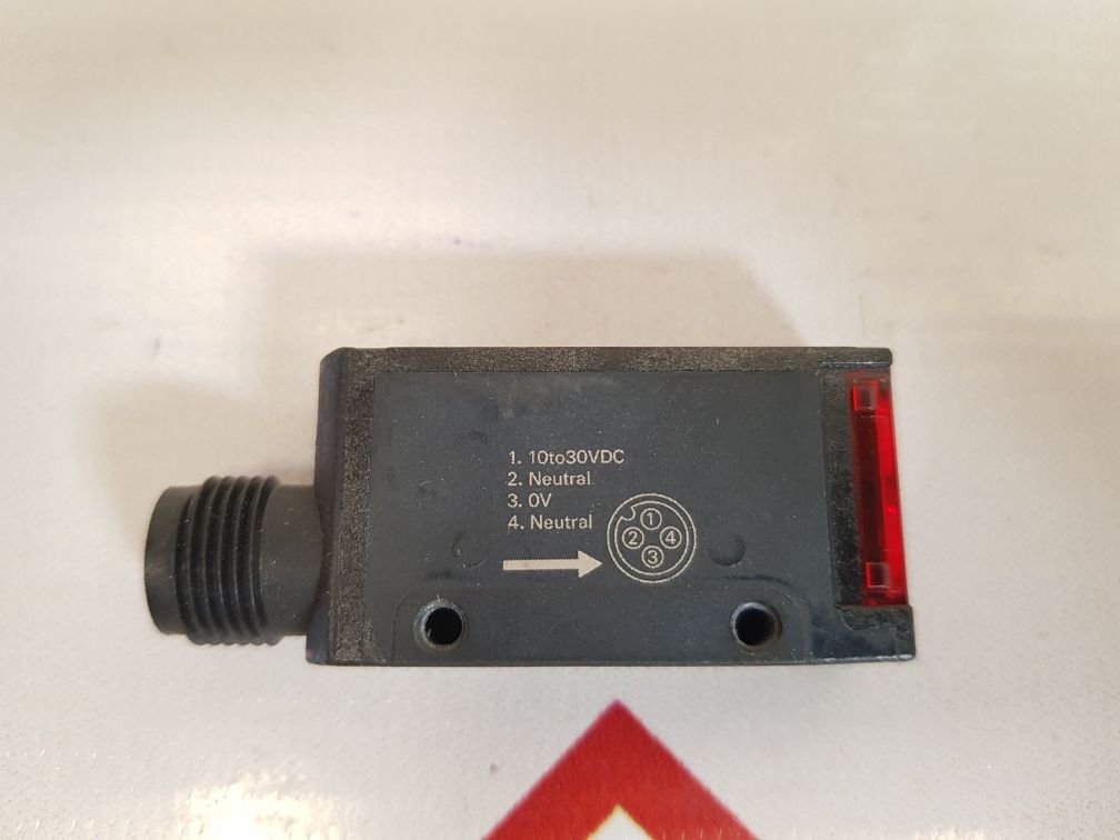 Omron E3S-at16 Photoelectric Switch Sensor Set 10 To 30V Dc