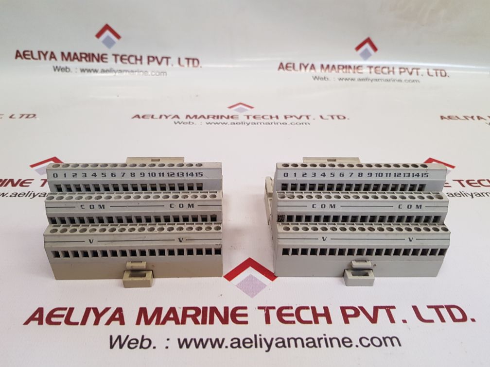 Allen-bradley 1794-tb8/A Terminal Block 96145473 120Vac 10A
