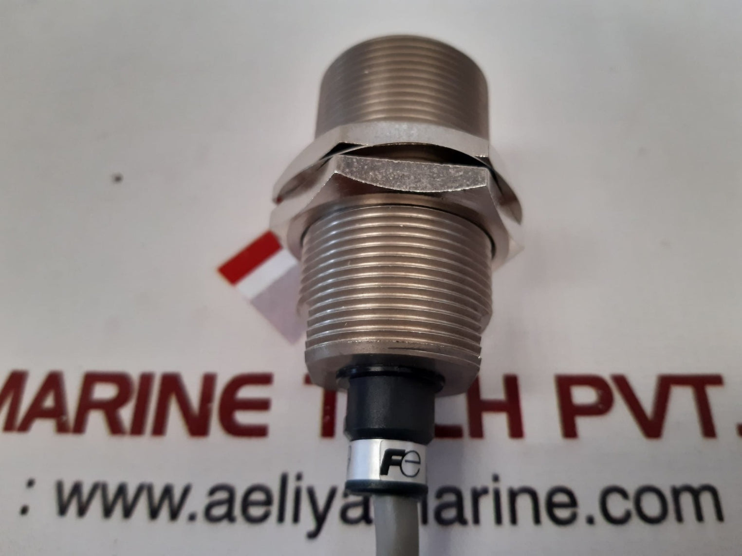 Fuji electric pe2-cs10w proximity switch - Aeliya Marine Tech