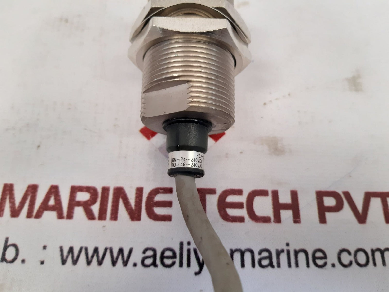 Fuji electric pe2-cs10w proximity switch - Aeliya Marine Tech