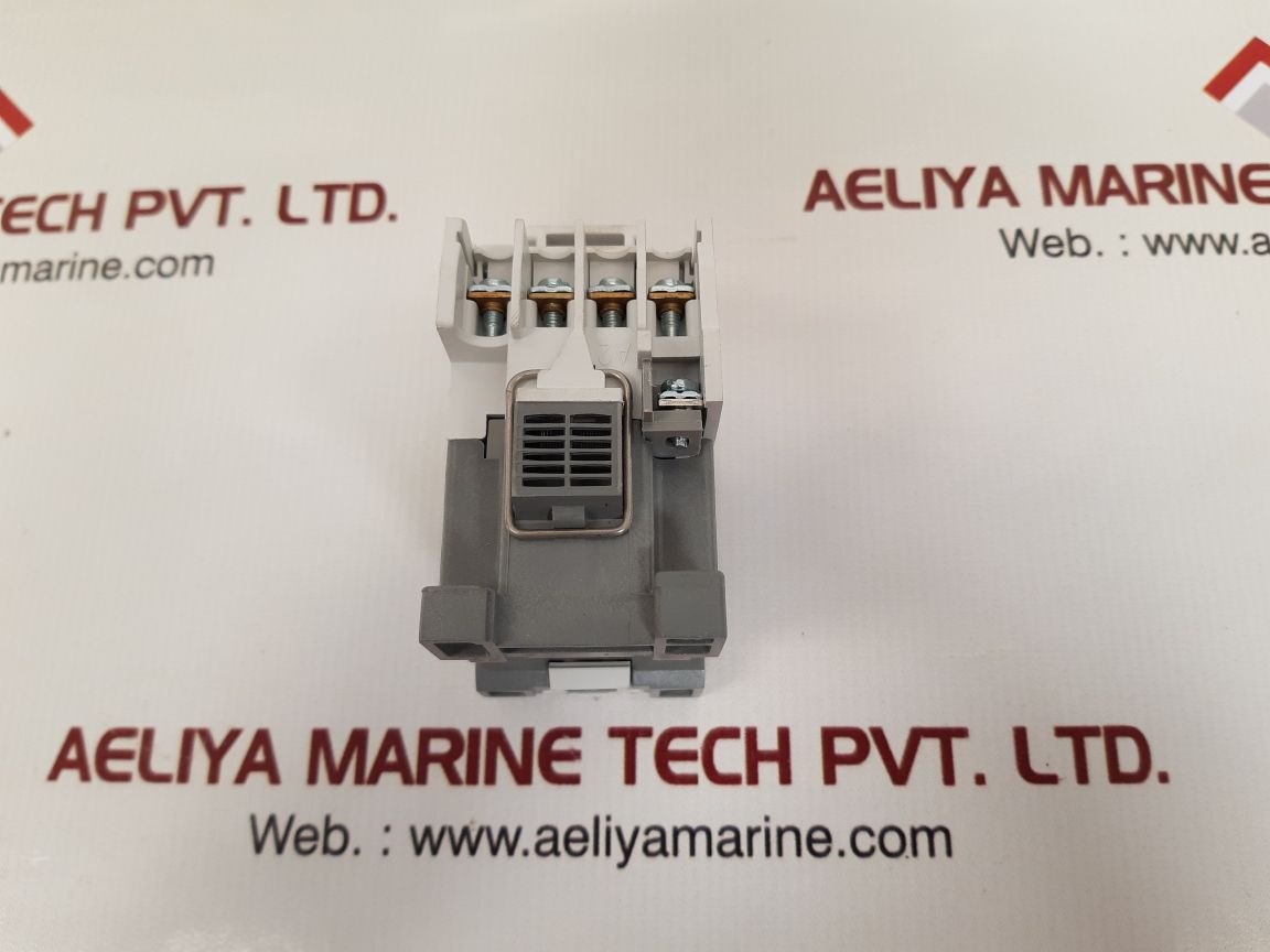 Hyundai Hmx 31 Control Relay 20A 400V 50Hz