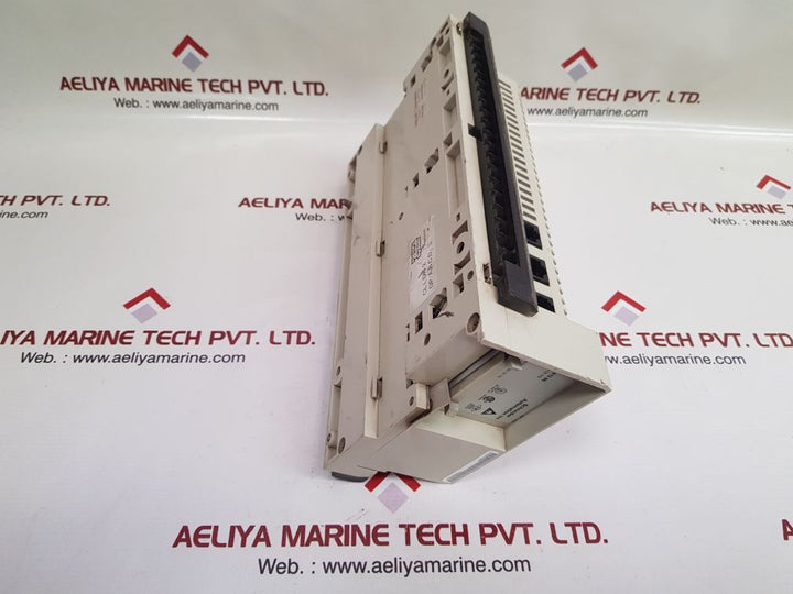 Schneider Automation Modicon 110Cpu51200 Micro Cpu Dc Pc Dc In Rel Power Module