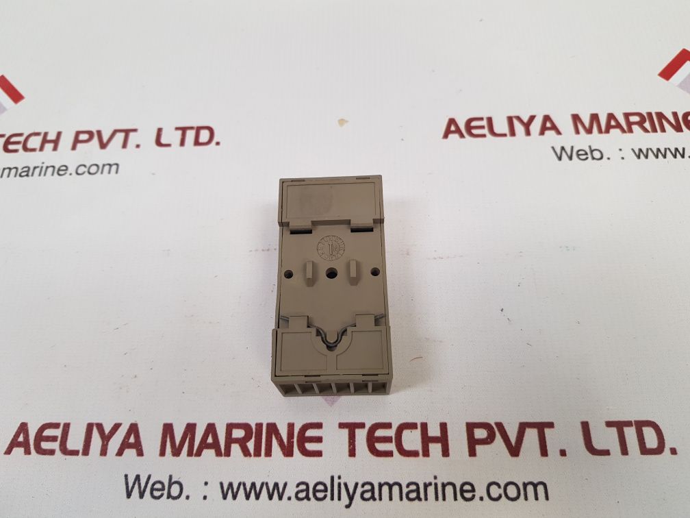 Kuhnke Z396 Relay Base 10A 300Vac