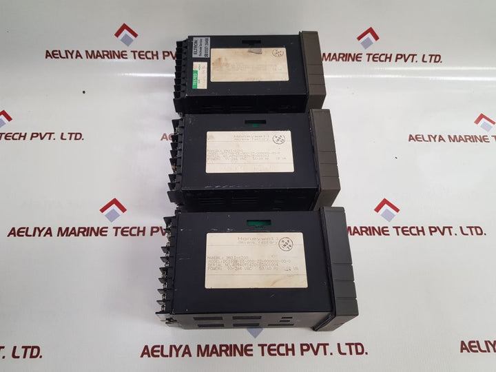 Honeywell Dc330B-ee-000-22-000000-00-0 Temperature Controller