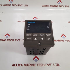 Honeywell Dc330B-ee-000-22-000000-00-0 Temperature Controller