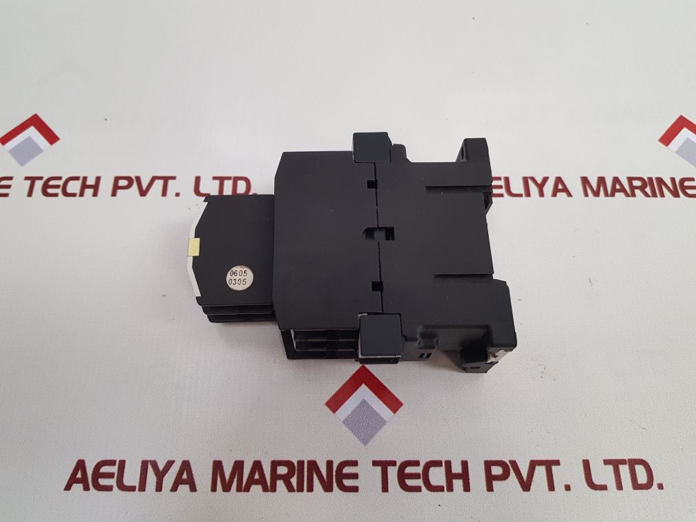 Moeller dilom contactor with 11dilm coil