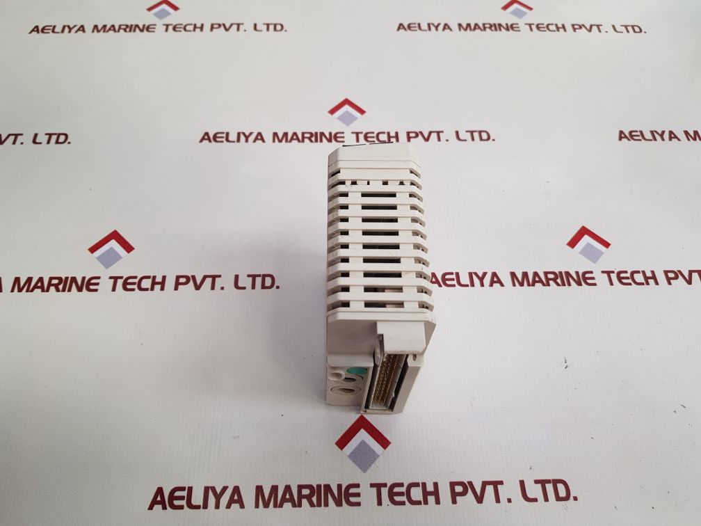 Abb 3Bse008508R1 Digital Input Module Di810 Pr: G 16Ch 24V