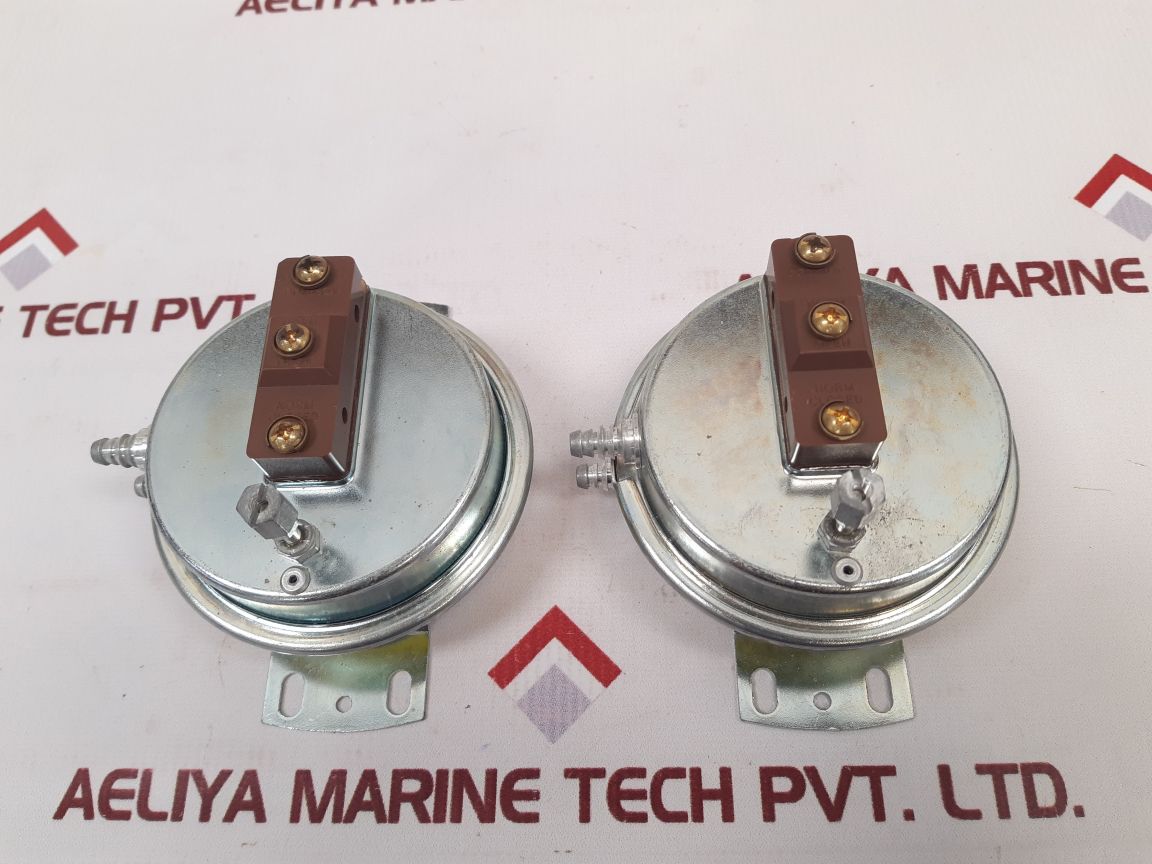 Tridelta Ap4257 Adjustable Mount Pressure Switch