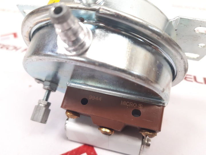 Tridelta Ap4257 Adjustable Mount Pressure Switch