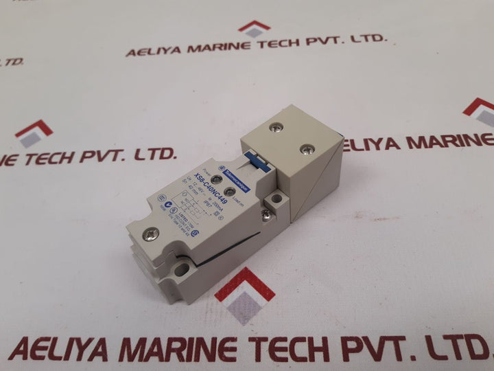 Telemecanique Xs8-c40Nc449 Inductive Proximity Switch