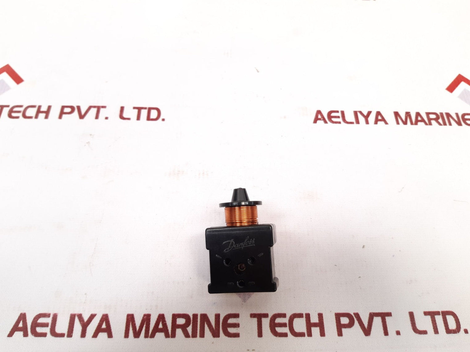 Danfoss 117U6015 Coil Start Relay