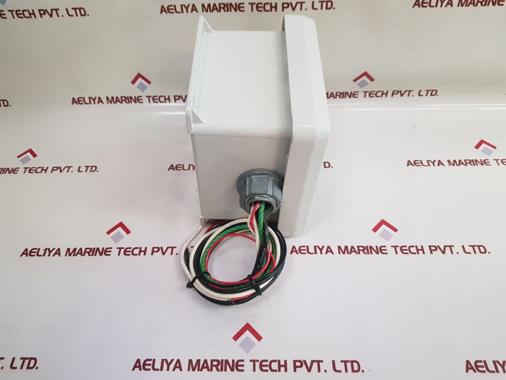 Superior electric pt1-100-120/240-2g-l1 surge protector - Aeliya Marine Tech