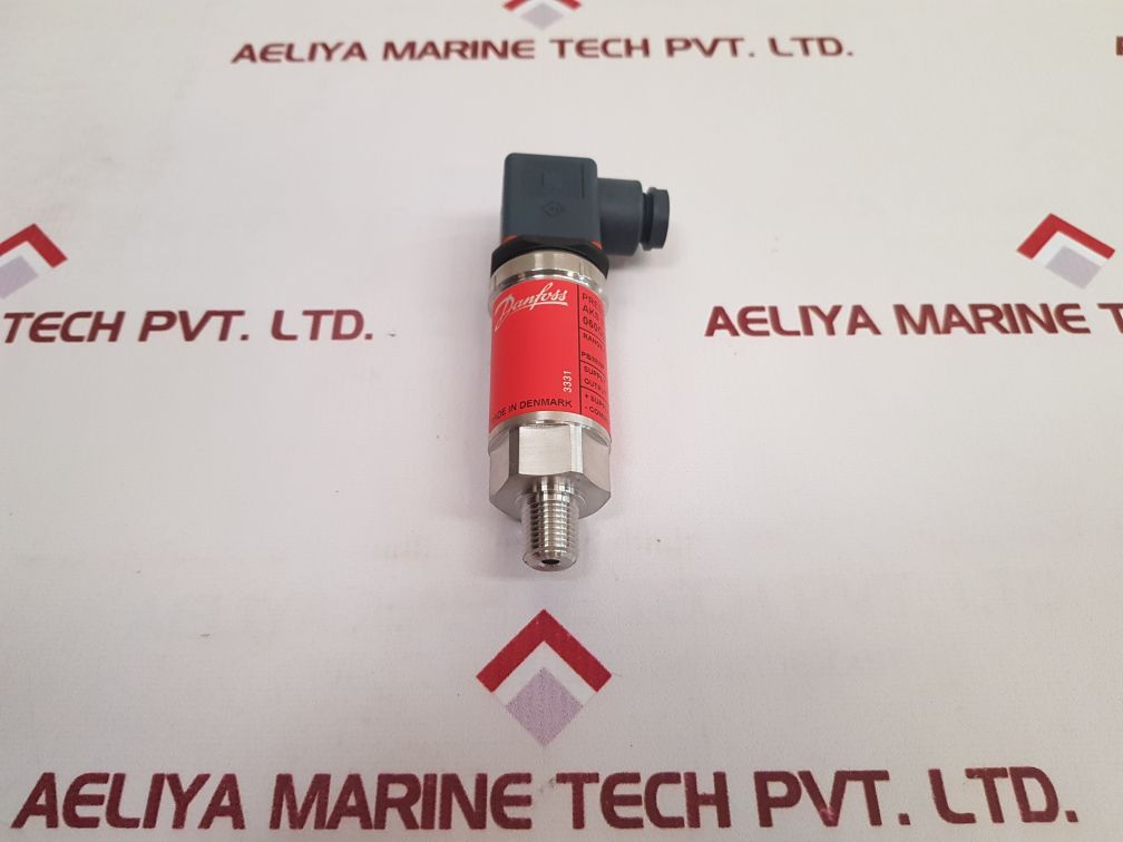 Danfoss Aks 33 Pressure Transmitter 060G2101, 10...30 V.D.C