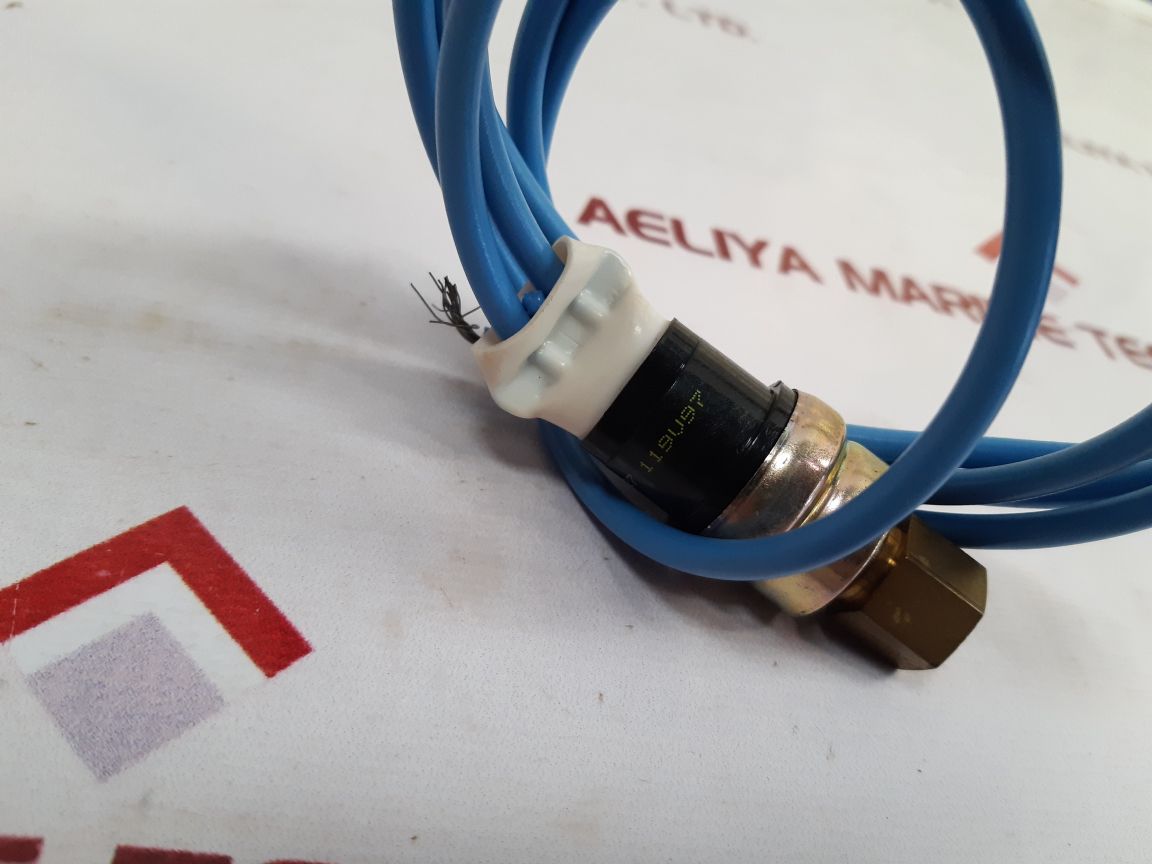 Hk02Zb027A Pressure Switch 6T-76A - Aeliya Marine Tech