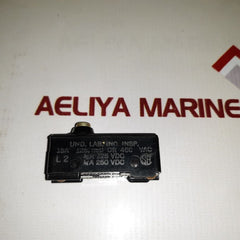 Lot of 7X Micro Switch Yz-2rd Limit Switch 15a 460vac