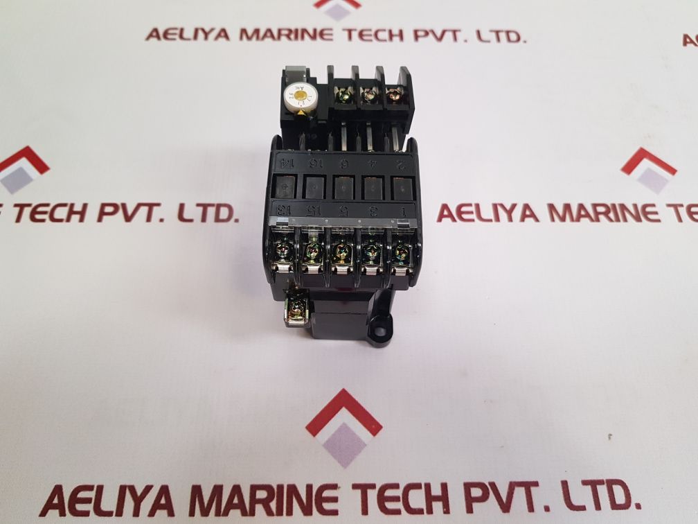 Fuji Electric Srca 3631-05/Uv(4A1B) Magnetic Contactor New - Aeliya Marine Tech