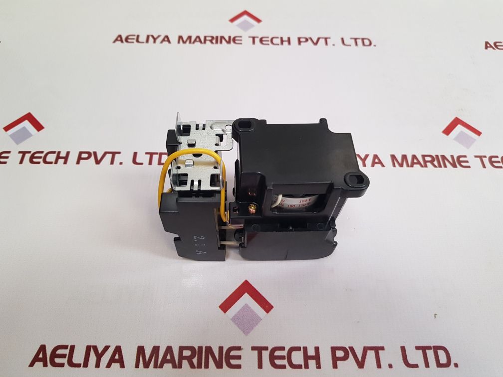 Fuji Electric Srca 3631-05/Uv(4A1B) Magnetic Contactor New - Aeliya Marine Tech