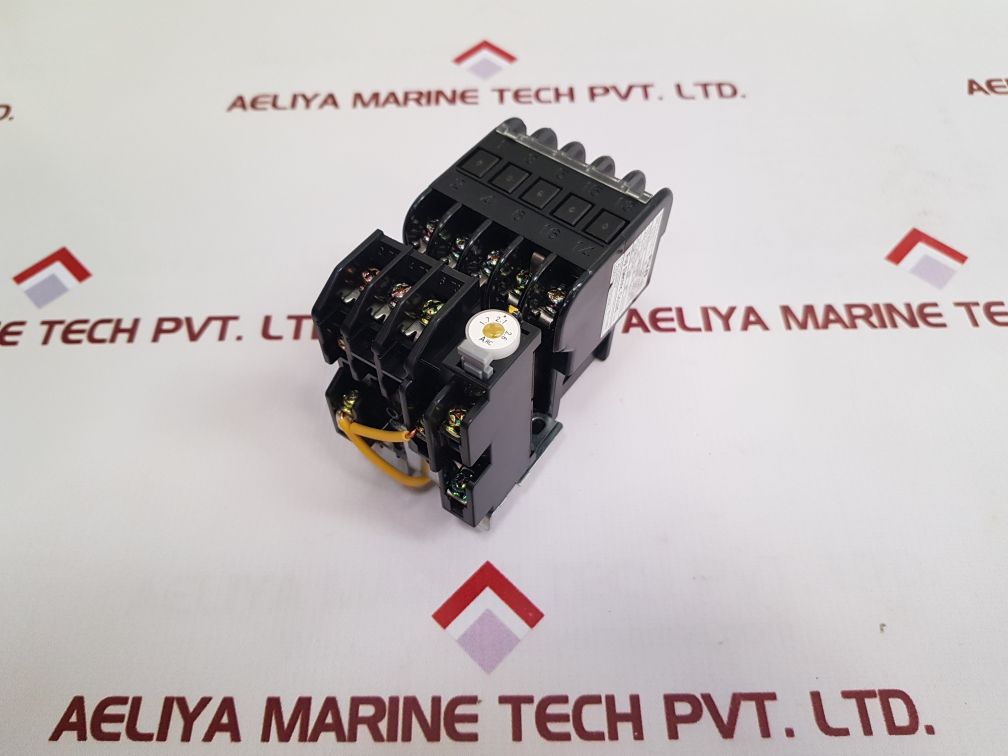 Fuji Electric Srca 3631-05/Uv(4A1B) Magnetic Contactor New - Aeliya Marine Tech