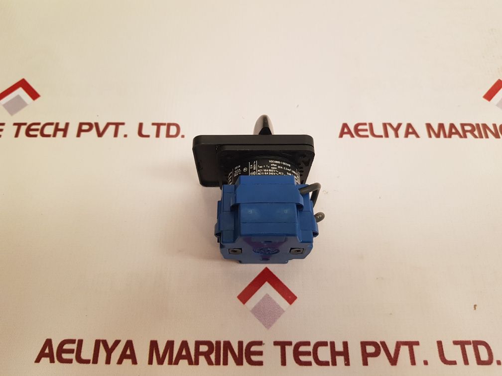 Kraus&Naimer Cg 10 Cam Switch - Aeliya Marine Tech