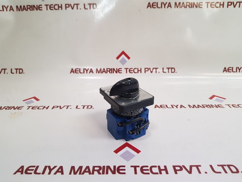 Kraus&Naimer Cg 10 Cam Switch - Aeliya Marine Tech