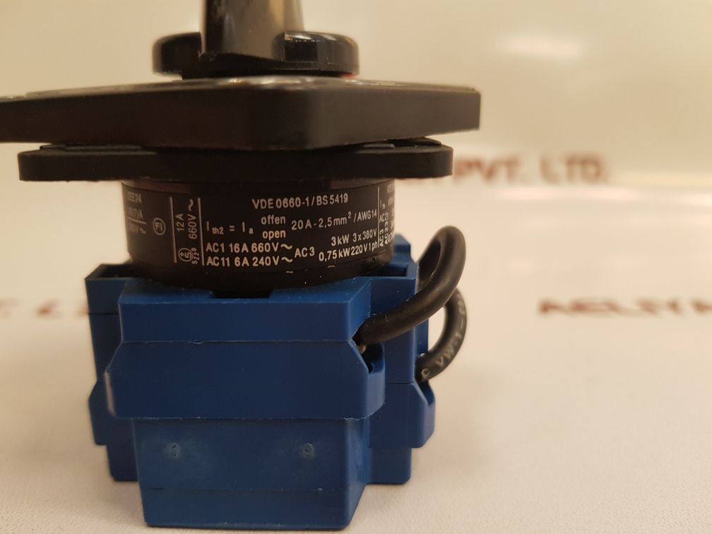 Kraus&Naimer Cg 10 Cam Switch - Aeliya Marine Tech