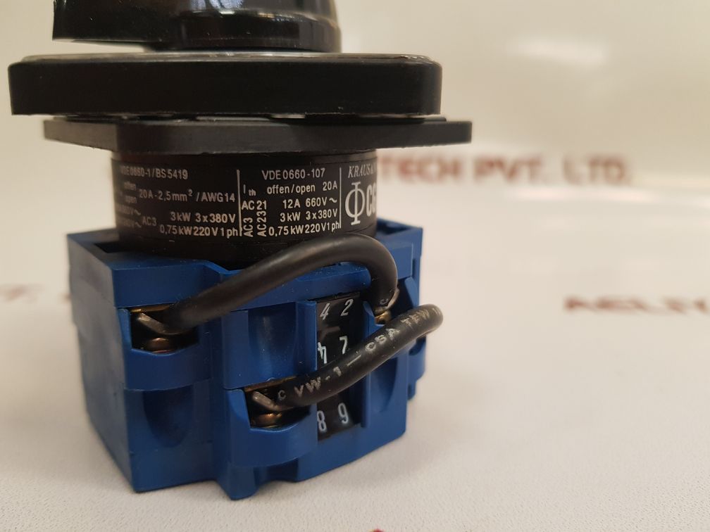 Kraus&Naimer Cg 10 Cam Switch - Aeliya Marine Tech