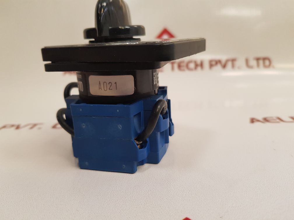 Kraus&Naimer Cg 10 Cam Switch - Aeliya Marine Tech