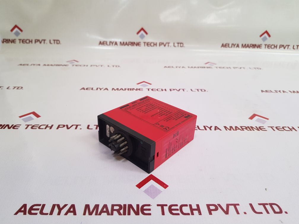 Pr Electronics 2204 Danfoss/Isolation Amplifier 24V Dc - Aeliya Marine Tech