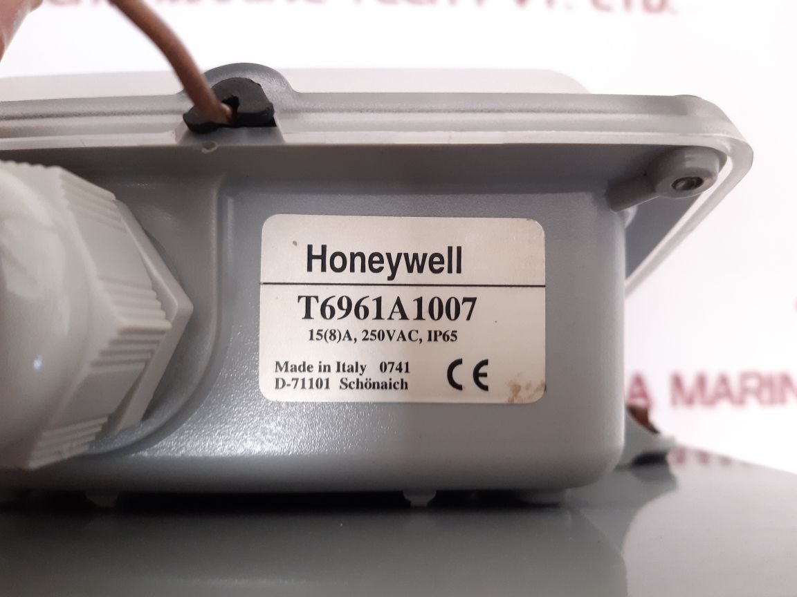 Honeywell T6961A1007 Pressure Switches With Thermostat - Aeliya Marine Tech