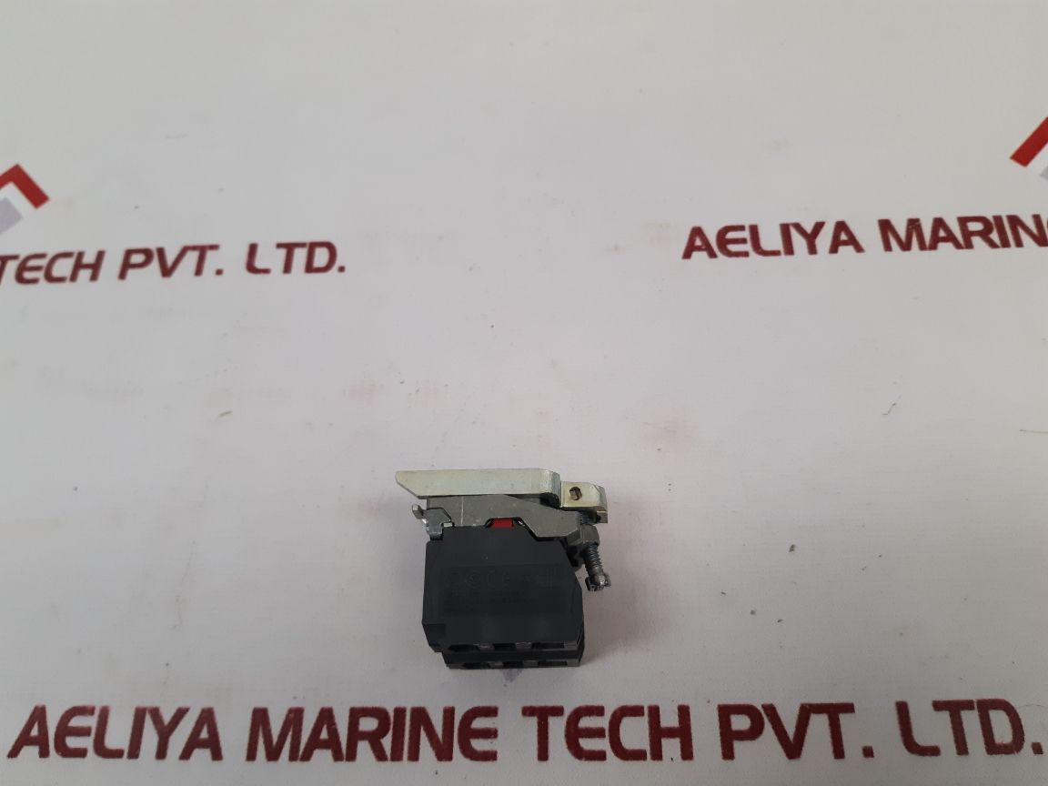 Schneider Electric Zbe-101 Push Button With Contact Block - Aeliya Marine Tech