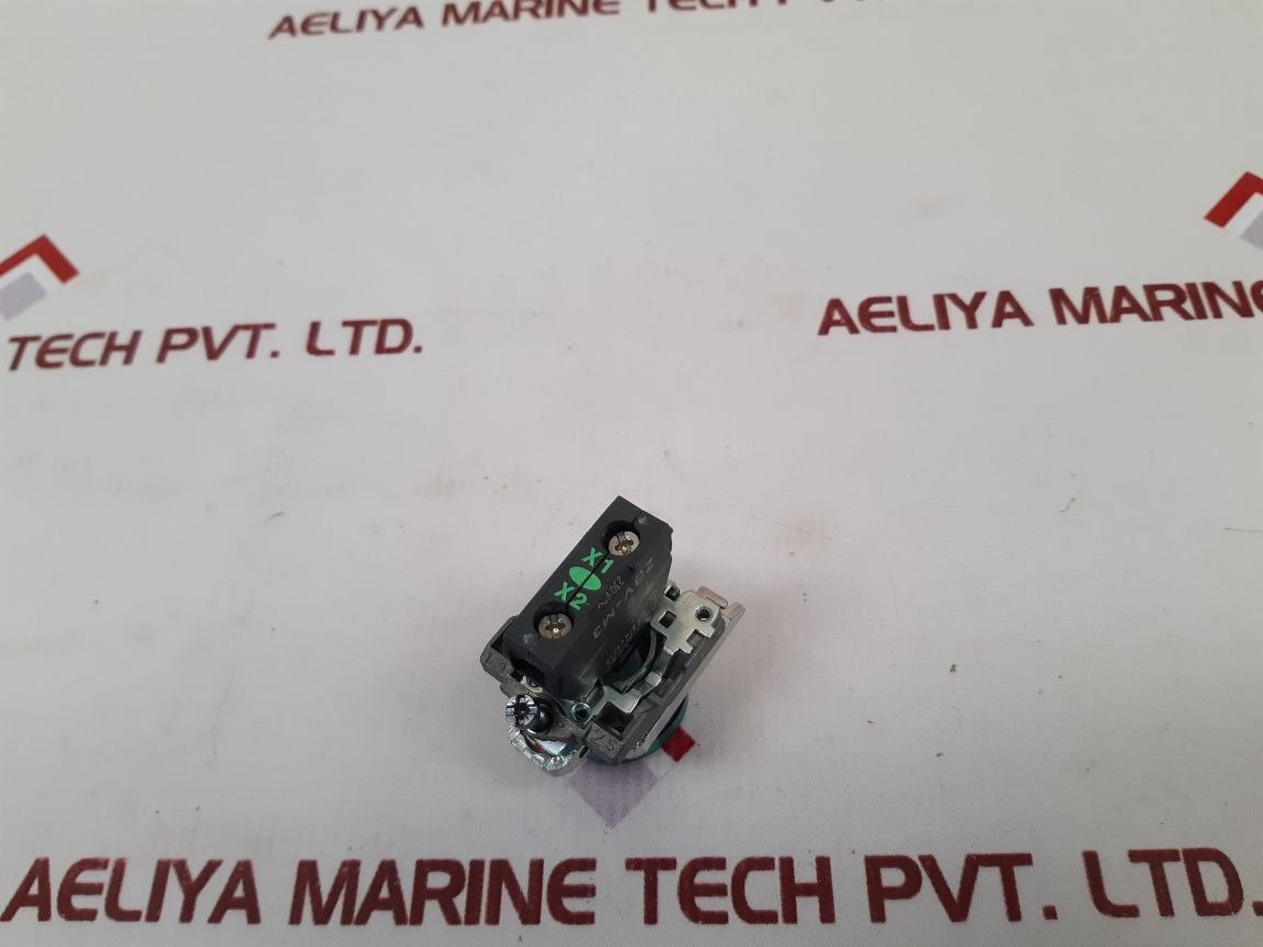 Schneider Electric Zbv-m3 Green Pilot Light - Aeliya Marine Tech