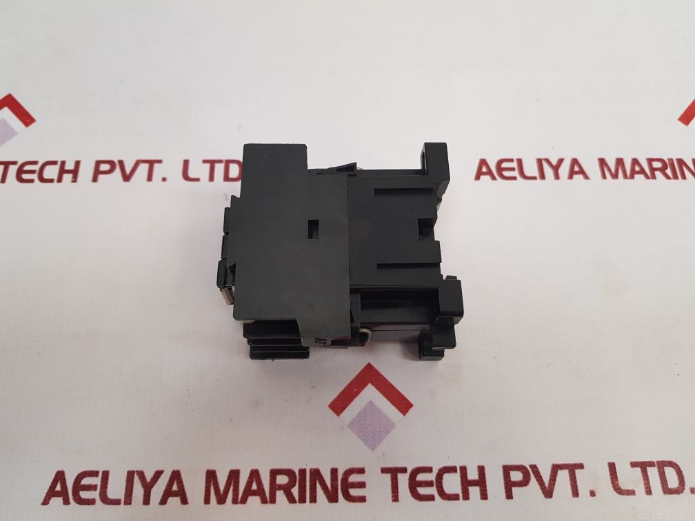 Stromberg Ok 0 R 31 Contactor - Aeliya Marine Tech