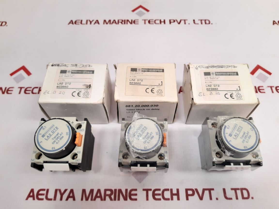 Telemecanique La2 Dt2 Time Delay Block New One