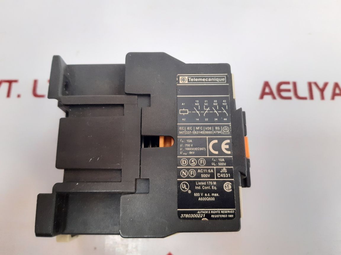 Telemecanique Ca2 Dn31 Auxiliary Contactor Relay New - Aeliya Marine Tech