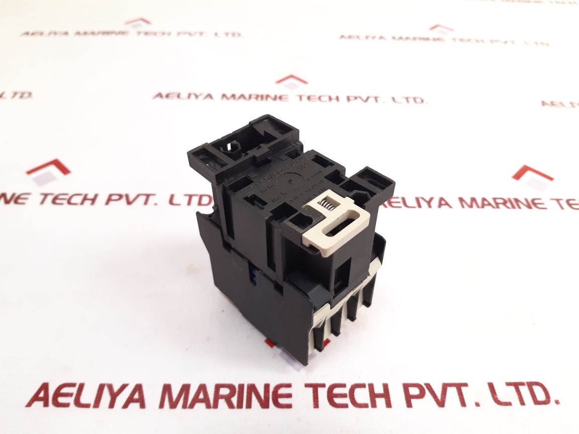 Telemecanique lc1 d18 10 contactor 220-230v 50hz 220-240v 60hz - Aeliya Marine Tech