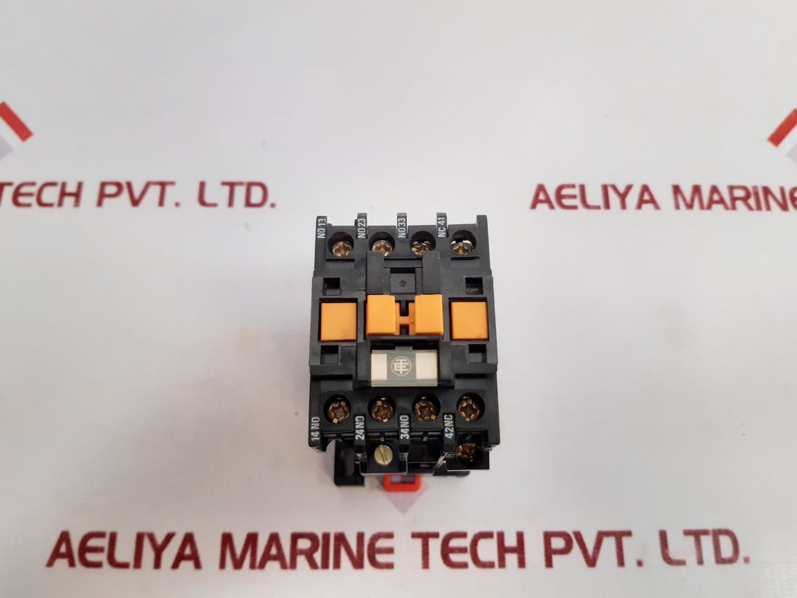 Telemecanique Ca2-dn131.A65 Contactor 220V 50Hz 220-240V 60Hz - Aeliya Marine Tech
